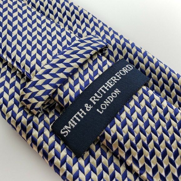 Smith & Rutherford London Geometric Pattern Tie Silver Blue Silk 3.5x58 EUC - Picture 3 of 5